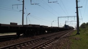 ВЛ80Т-995 с грузовым поездом