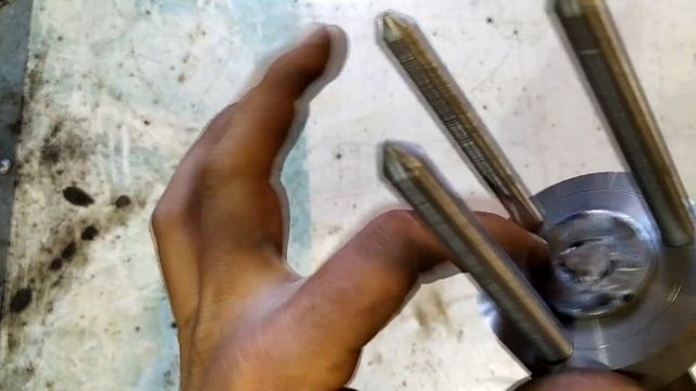 Удалитель сорняков своими руками