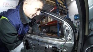 Разбор дверей на Nissan Note