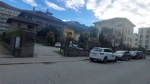 прогулка по Беллинзоне, Тичино, Швейцария. 10.11.23 смотреть онлайн