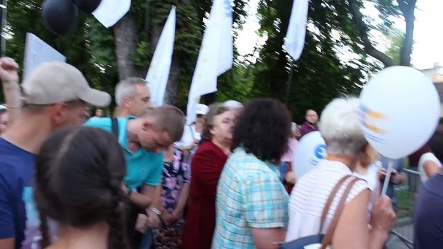 Порошенко про "секту Шарія": "Хай вони верещать, як недорізане порося" смотреть онлайн