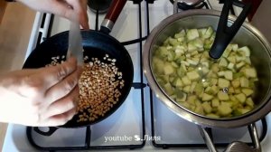 Зеленый салат из кабачков...