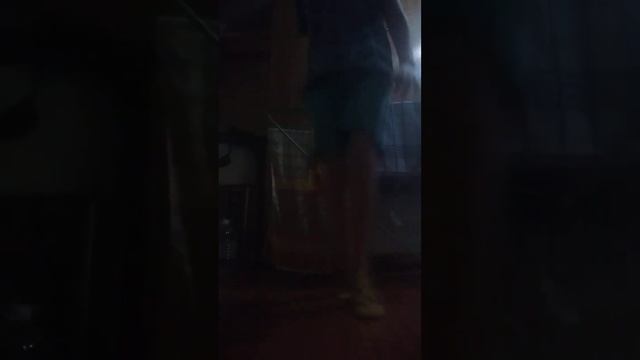 учу танцевать мои танцы.они интересные смотреть онлайн