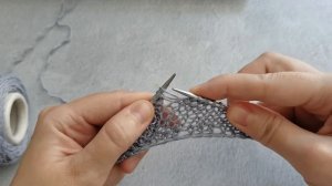 Лицевая петля из протяжки с наклоном влево