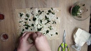 Лаваш с брынзой и зеленью