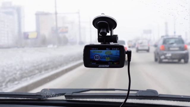 Комбо 3-в-1 Digma DCD-300. Работа радар-детектора смотреть онлайн