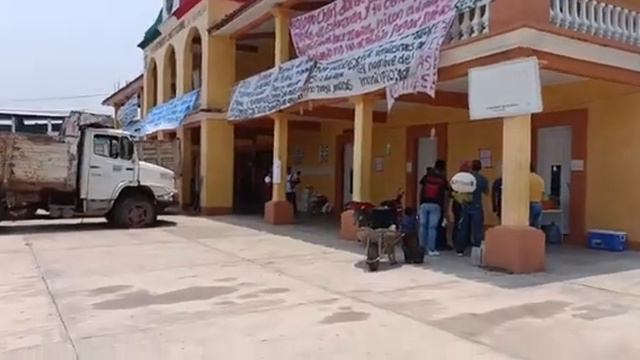 Desde La Reforma Putla , después de las noticias de conflicto interno смотреть онлайн