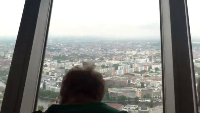 Berlin Fernsehturm / Берлинская телебашня
