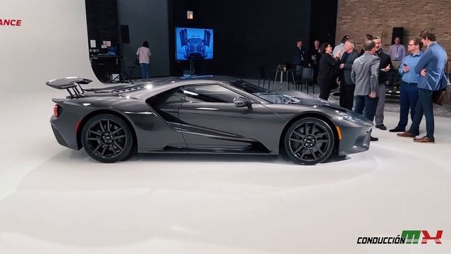 NUEVO FORD GT 2020 - UNA BALA DE FIBRA DE CARBONO смотреть онлайн
