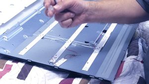 Ремонт телевизора AKAI - LEA 32L34P своими руками за 200руб.