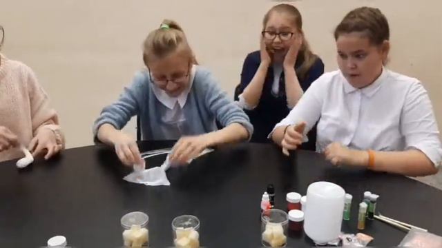 Слаймы на белой основе! С Джели Кубами!😱 смотреть онлайн