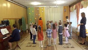 Хоровод "Урожайный", старшая группа №9