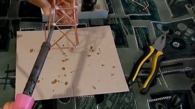 Игрушка Вышка из меди часть 3 - перемычки, доводка Конец сборки. Поделки из проволоки (игрушка) смотреть онлайн