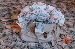 ДЕНЬГИ. КАК ОНИ ПРИХОДЯТ_ ВЕДЬМИНА ИЗБА ИНГА ХОСРОЕВА