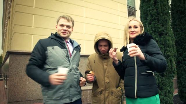 ЭКСКЛЮЗИВНОЕ ВИДЕО ПЬЯНЫЙ ДЕБОШ НА ДАЧЕ ЯНУКОВИЧА съемка Алекс Варшавский смотреть онлайн