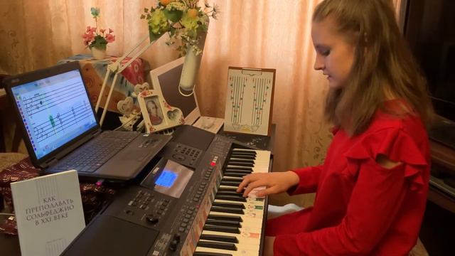 Margarita. "Два весёлых гуся" наизусть правой рукой в Ми-бемоль мажоре смотреть онлайн