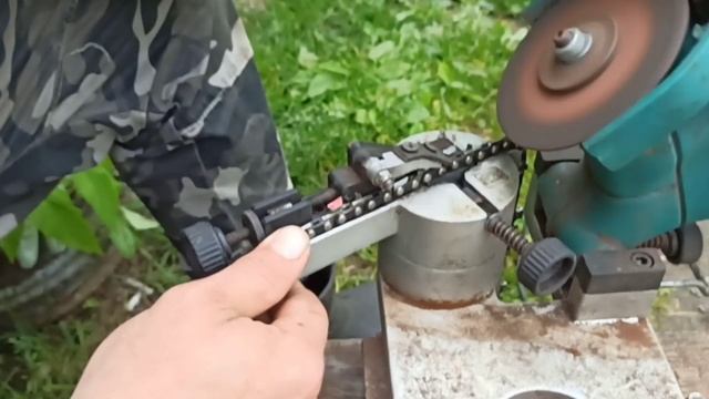 Заточка цепей для бензопилы на станке#деревенскаяжизнь #жизньвдеревне #живувдеревне смотреть онлайн