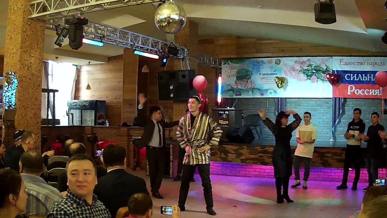 Узбекский народный танец. Очень кравсивый. смотреть онлайн