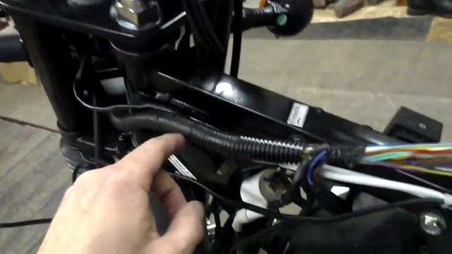 BAJAJ BOXER BM 150X Disk Мотосигнализация с автозапуском подключение. Доп.свет. Подробно. смотреть онлайн