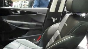 Volvo XC90 vs Kia Sorento