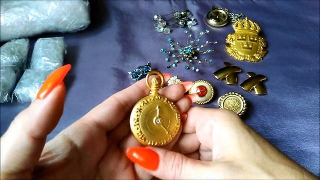 7. Распаковка посылки с винтажной бижутерией от Яны (канал 