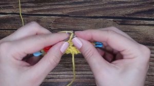 Как связать простой и красивый платок спицами.  Часть № 1