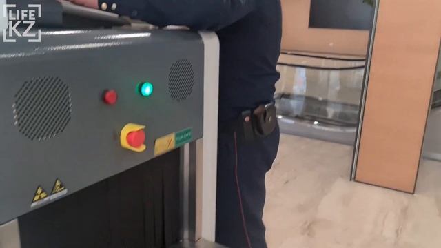 НУЖНО ЛИ НАРОДУ ТАКОЕ МИНИСТЕРСТВО? смотреть онлайн