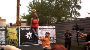 Подвешивание девушки