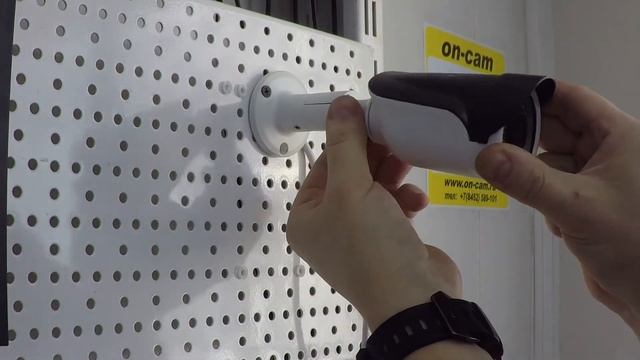 Установка уличной видеокамеры с разъёмом BNC
