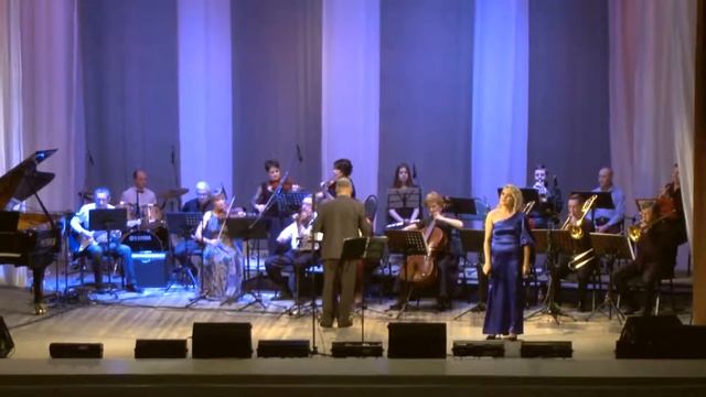 Г.Манчини, Дж.Мерсер - Лунная река. Елена Межова и оркестр п/у Вадима Андреева смотреть онлайн