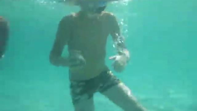 Canon PowerShot D10 смотреть онлайн