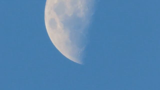 Moon zoom with canon sx70 hs handheld from jl. tajum cilacap смотреть онлайн