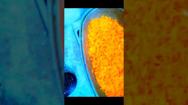 (ВИДЕО ПЕРЕСНЯТО, ССЫЛКА В ОПИСАНИИ)Очень вкусная тушеная рыба в утятнице с луком и морковью
