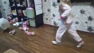 Нападение белого медведя на человека