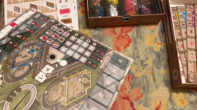 Распаковка настольной игры Галерист (The Gallerist) смотреть онлайн