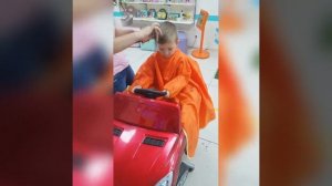 Детская парикмахерская / Children's hair salon