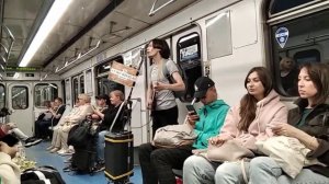 УЛИЧНЫЕ МУЗЫКАНТЫ ПИТЕРА в метро,21.07.23.