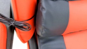 Геймерское (компьютерное) кресло с массажной подушкой.