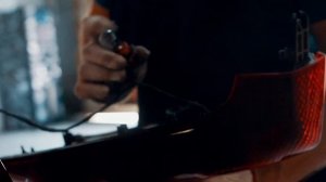 Замена лампочки стоп-сигнала автомобиля Nissan