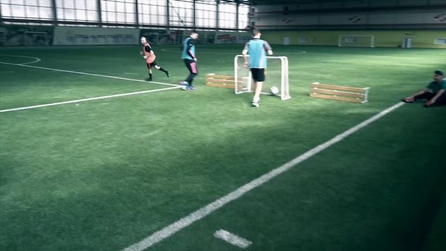 СЫГРАЛИ В ФУТБОЛ 3х3 по правилам УЛИЧНОГО ФУТБОЛА! смотреть онлайн