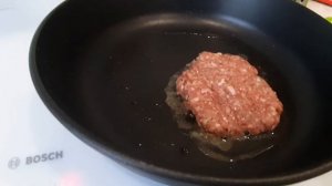 ПРИГОТОВИЛ ВКУСНЫЙ СЫРНЫЙ БУРГЕР! БУРГЕР С СЫРОМ В ДОМАШНИХ УСЛОВИЯХ ?