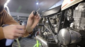 Беглый осмотр "одностволки" перед покупкой на примере Honda CB400SS