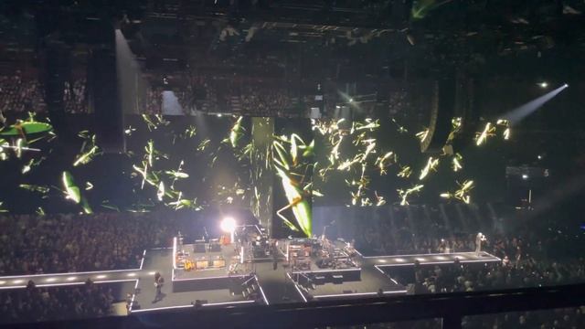 Roger Waters Forum Assago Milano 27/03/2023 Sheep смотреть онлайн