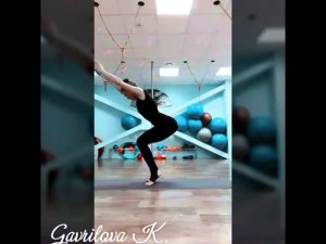 Уткатасана вариация. Utkatasana