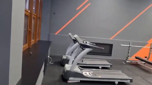 Полная отделка помещения для тренажерного зала от Рейндэр смотреть онлайн