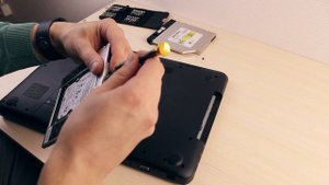 Как поставить HDD или SSD вместо DVD в ноутбуке. Салазки SATA 3.0 Caddy из Китая.