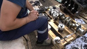Его ЗАМУЧИЛИ ремонтом д245 ЗИЛ-131 / Страшная машина ЗИЛ