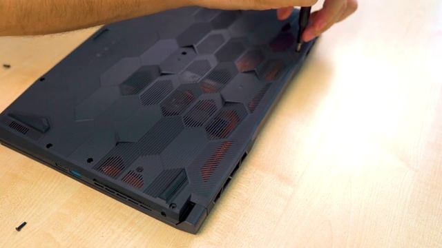 MSI Katana GF66 (2022) Review - Unboxing, Disassembly and Upgrade Options смотреть онлайн