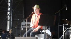 Edwin Collins - A Girl like You LIVE Summercase