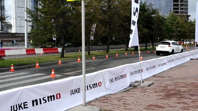 Nismo G-Drive Show в Екатеринбурге смотреть онлайн